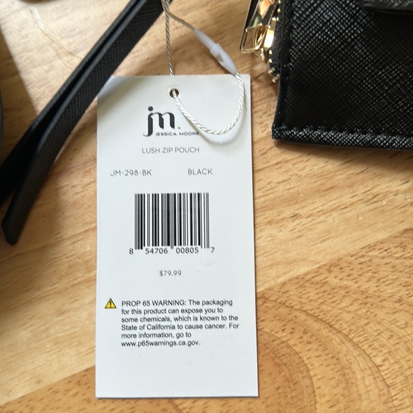 NWT JM BLACK CLUTCH WITH SMALL FRONT POUCH. Plus a free additional front pouch. - Picture 8 of 8